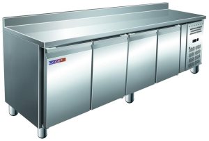 Стол холодильный среднетемпературный Cooleq GN4200TN с бортом